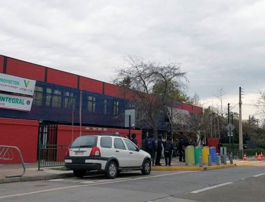 Liceo Bicentenario María Luisa Bombal