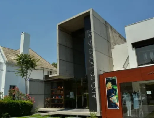 Barrio comercial Alonso de Córdova